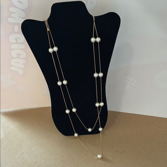 Source Unknown Jewelry - EUC gold and pearl fashion necklace 36 inches with extender Double strand